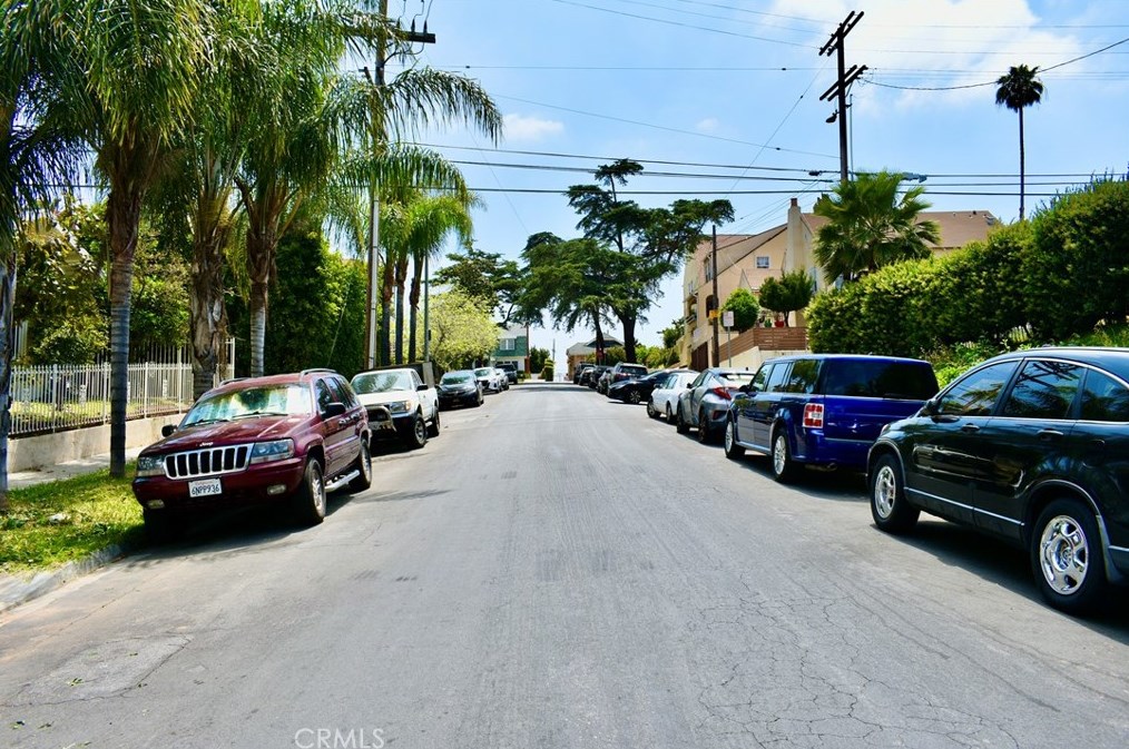 2523 2nd St, Los Angeles CA  90057-2004 exterior