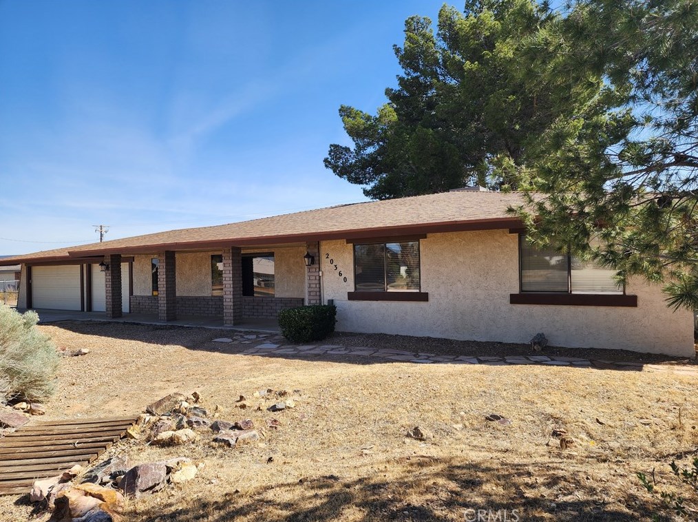 20360 Eyota Rd, Apple Valley, CA 92308-6255