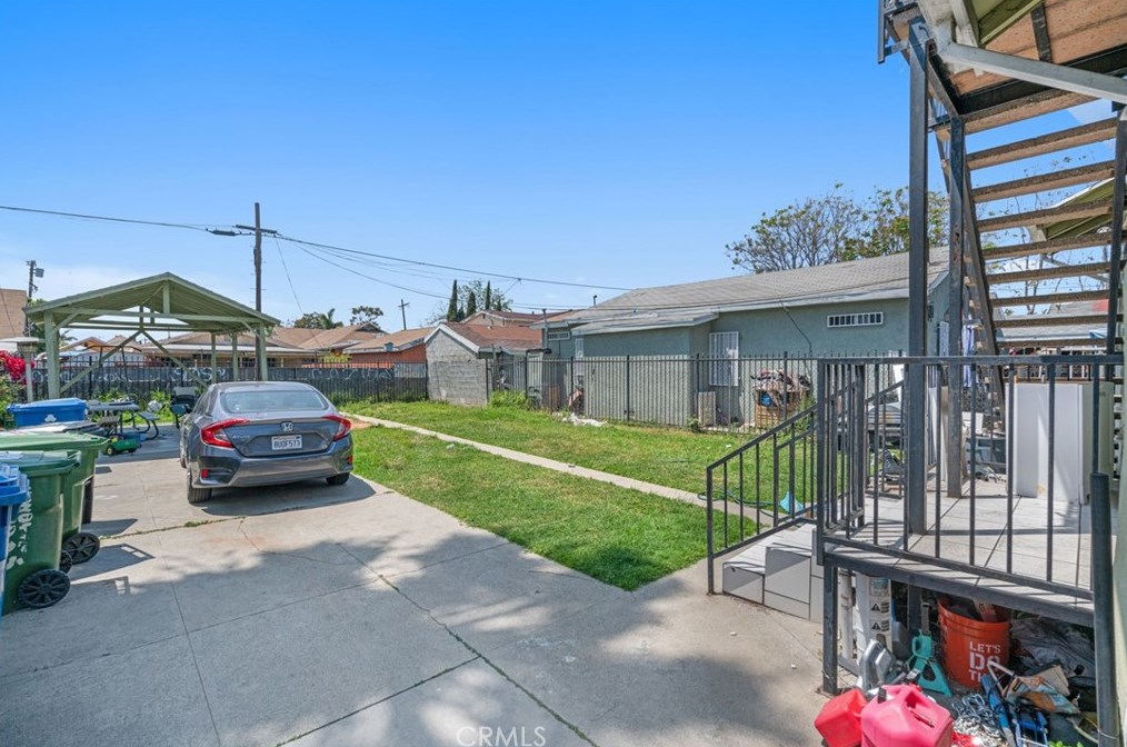 4323 Honduras St, Los Angeles CA  90011-3818 exterior