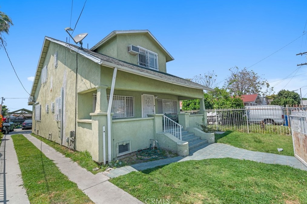 4323 Honduras St, Los Angeles CA  90011-3816 exterior