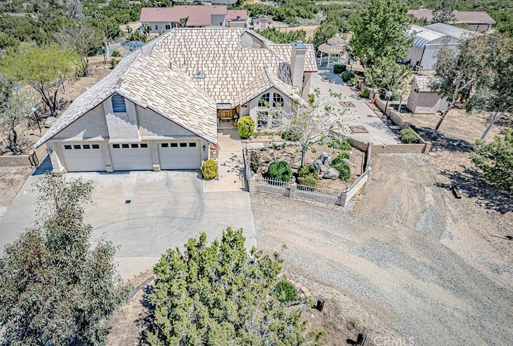 1028 Nielson Rd, Pinon Hills, CA