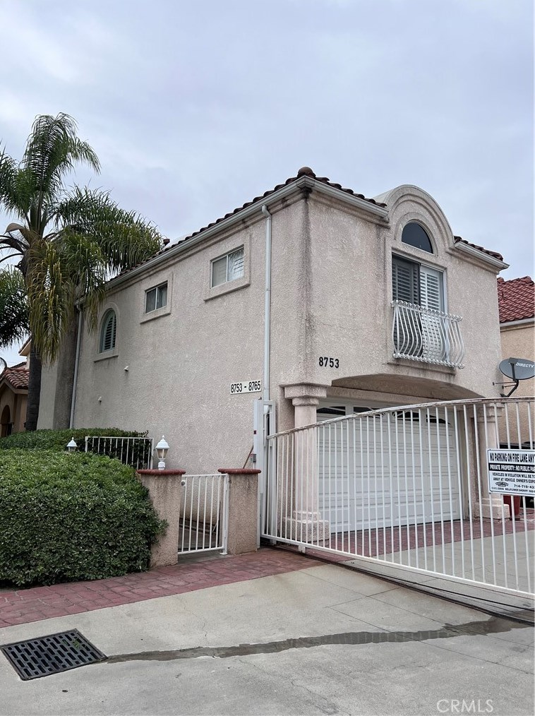 8753 Cedar St, Bellflower, CA 90706