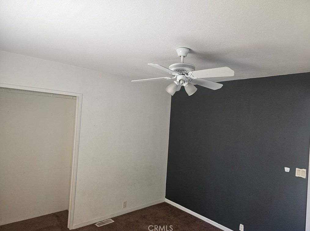 220 Elk St, Hemet CA  92543-6908 exterior