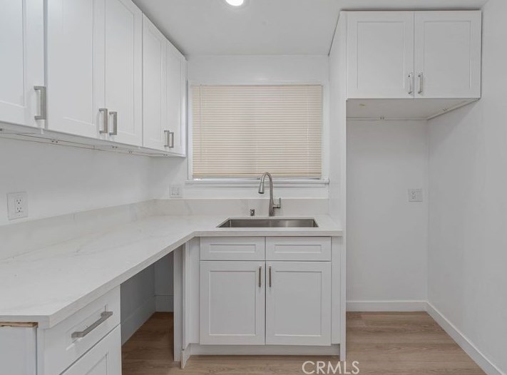 832 Century Blvd, Los Angeles CA  90044-4569 exterior