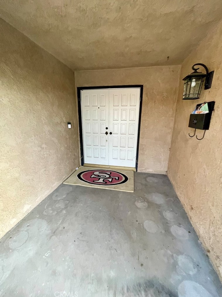 527 Montebello Pl, Hemet CA  92543-7255 exterior