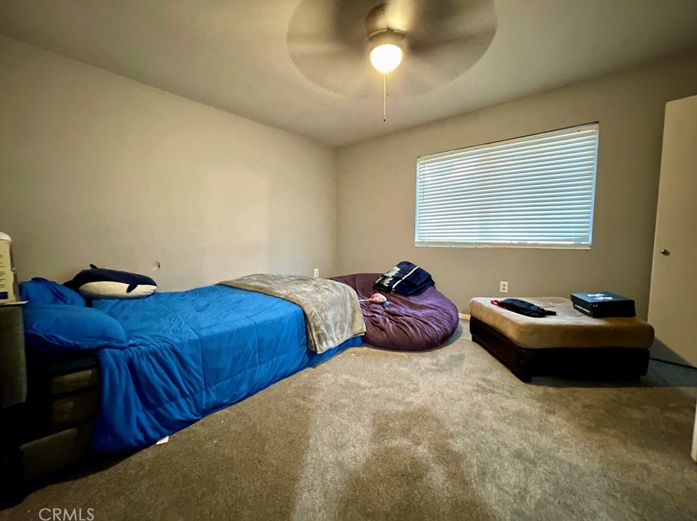 527 Montebello Pl, Hemet CA  92543-7255 exterior