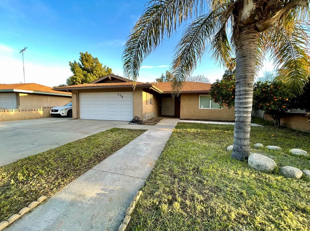 527 Montebello Pl, Hemet CA  92543-7255 exterior