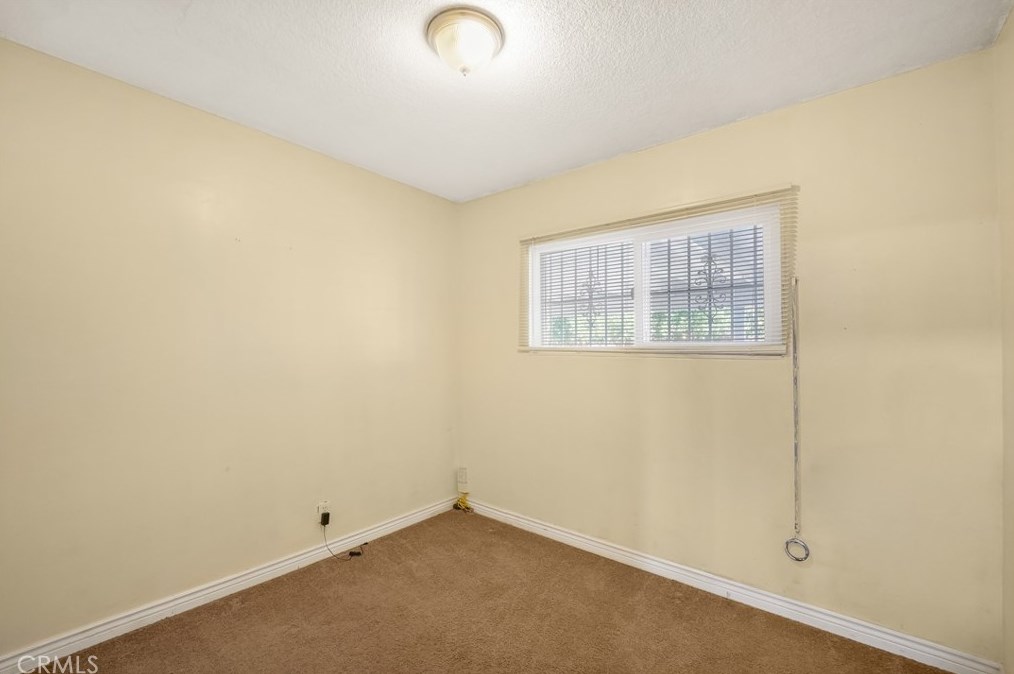 4193 Overland St, Riverside CA  92503-4069 exterior