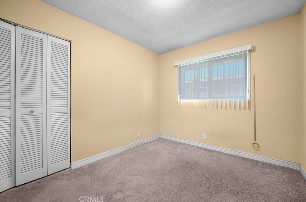 4193 Overland St, Riverside CA  92503-4069 exterior