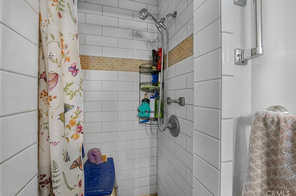 4193 Overland St, Riverside CA  92503-4069 exterior