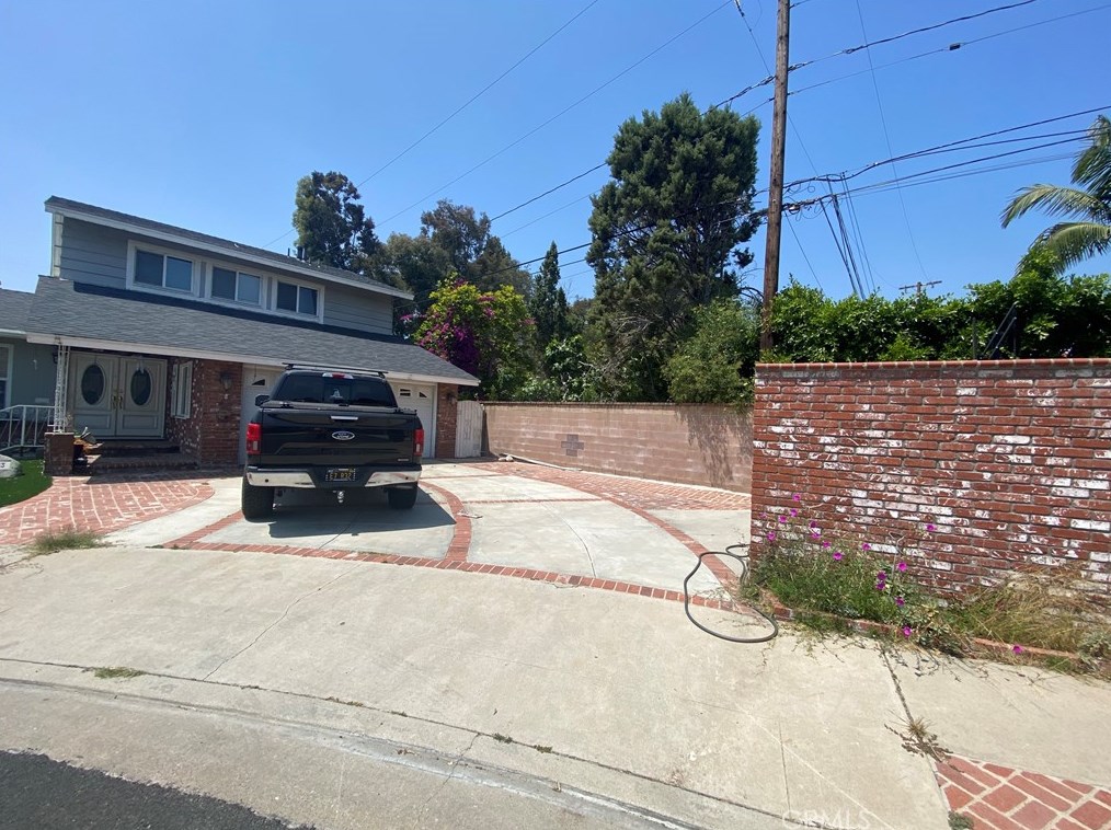 10923 Pernell Ave, Downey, CA 90241-2027