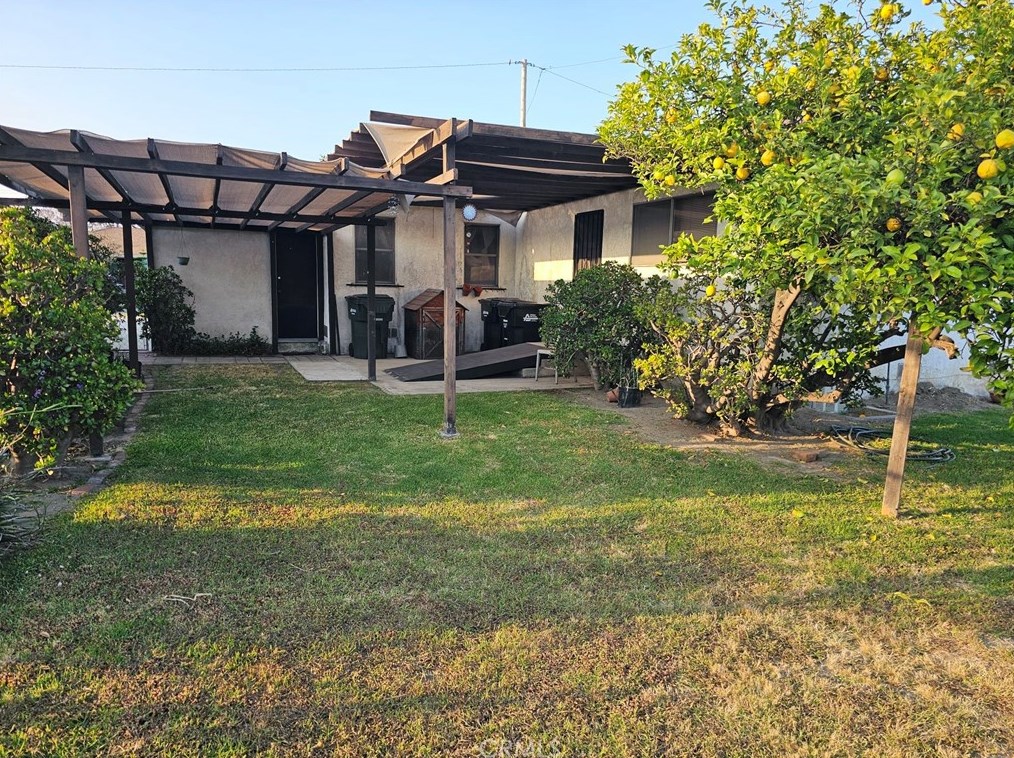 5522 Lanto St, Bell, CA 90201-1627