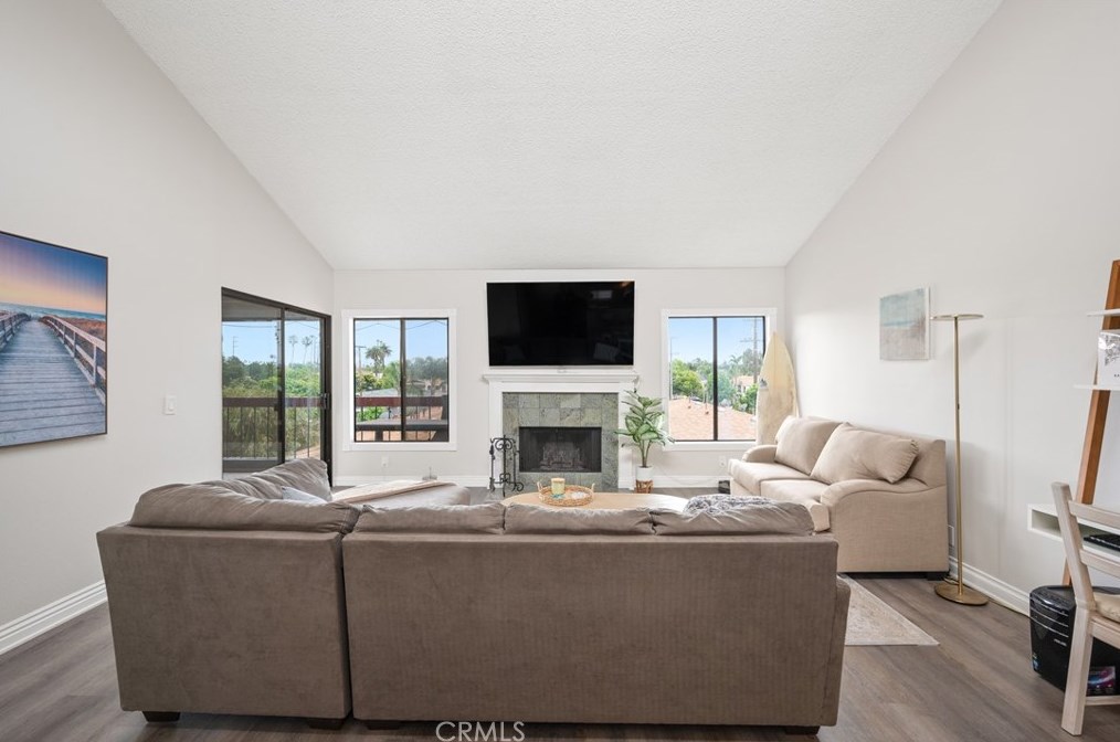 3600 E 4th St #306, Long Beach, CA 90814