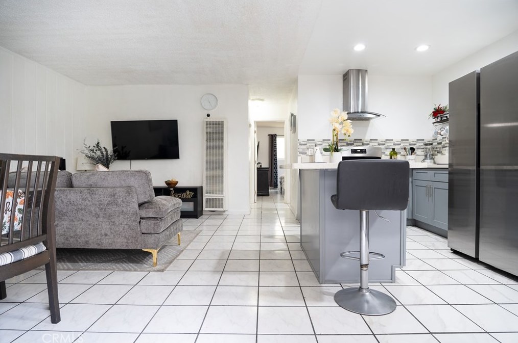 3365 Santa Fe Ave #13, Long Beach, CA 90810