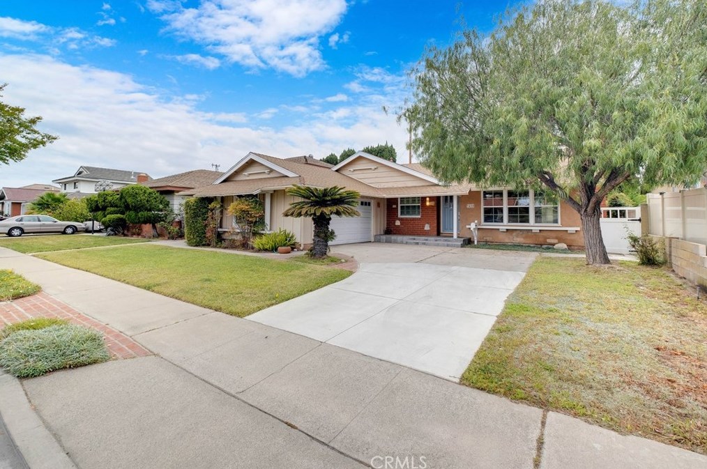 9408 Danbury St, Cypress, CA 90630