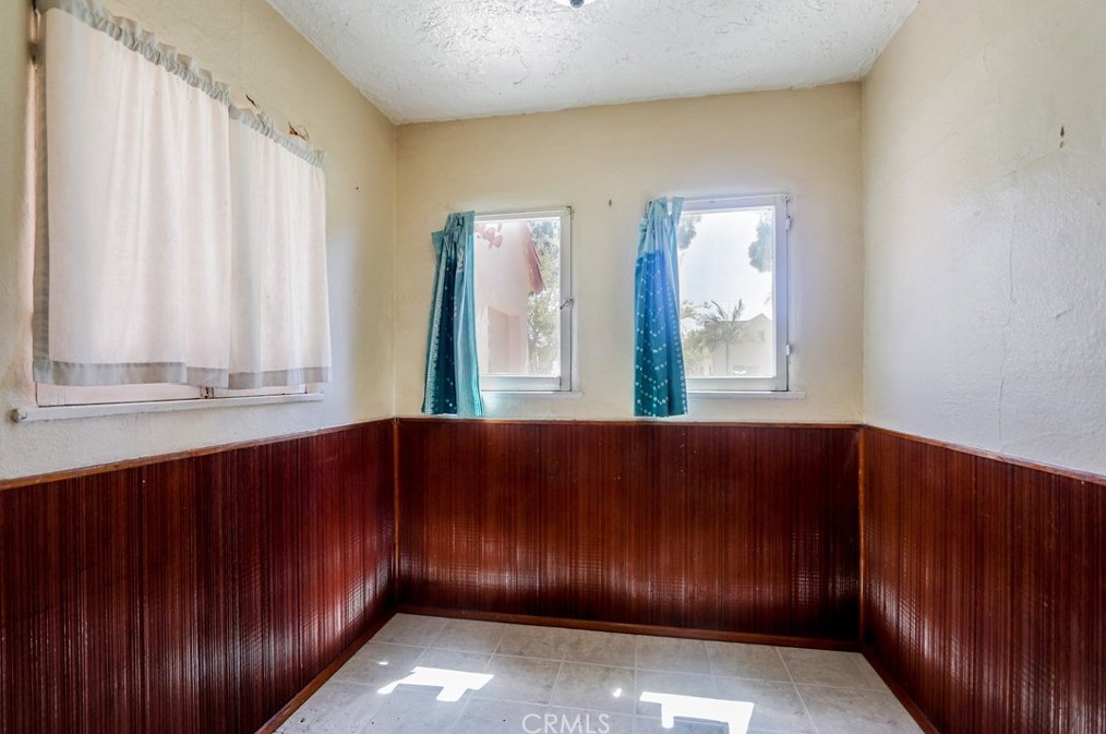 6545 Gaviota Ave, Long Beach CA  90805-2524 exterior