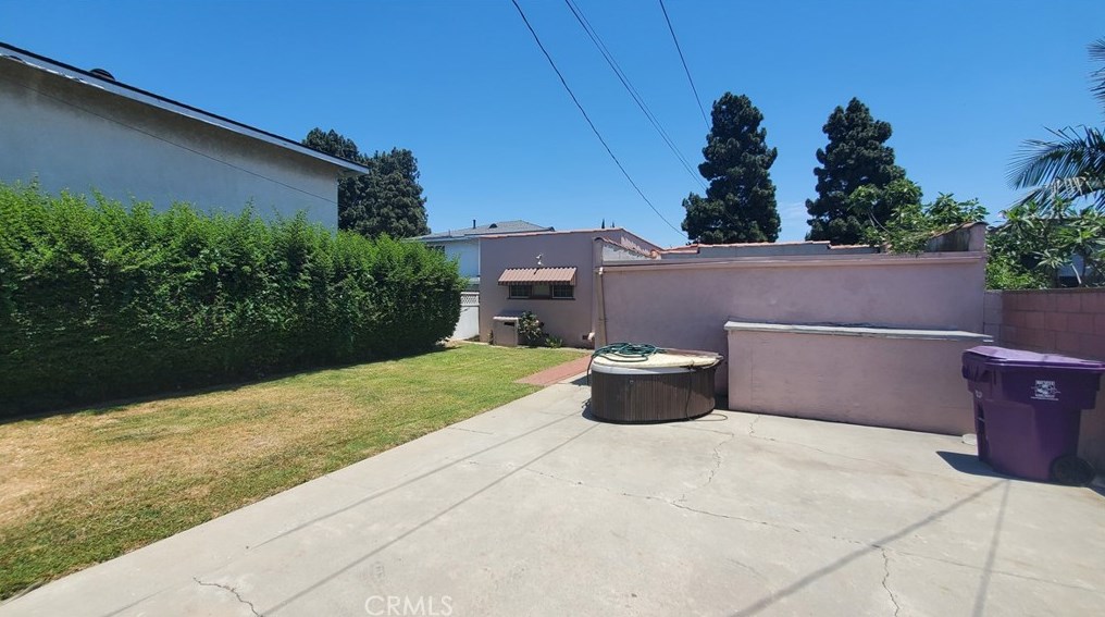 6545 Gaviota Ave, Long Beach CA  90805-2524 exterior
