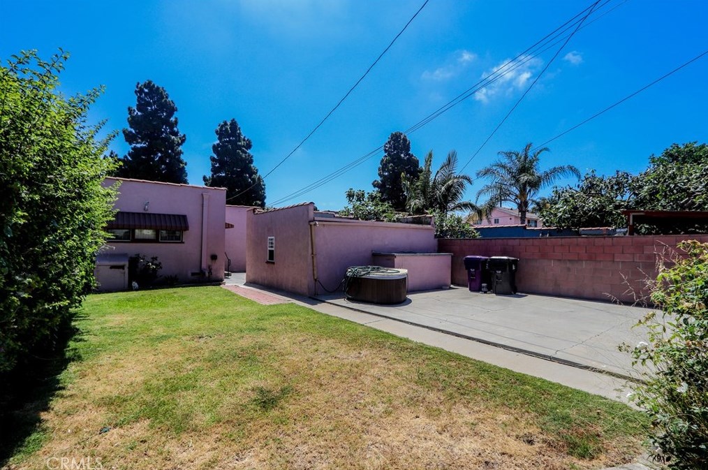 6545 Gaviota Ave, Long Beach CA  90805-2524 exterior