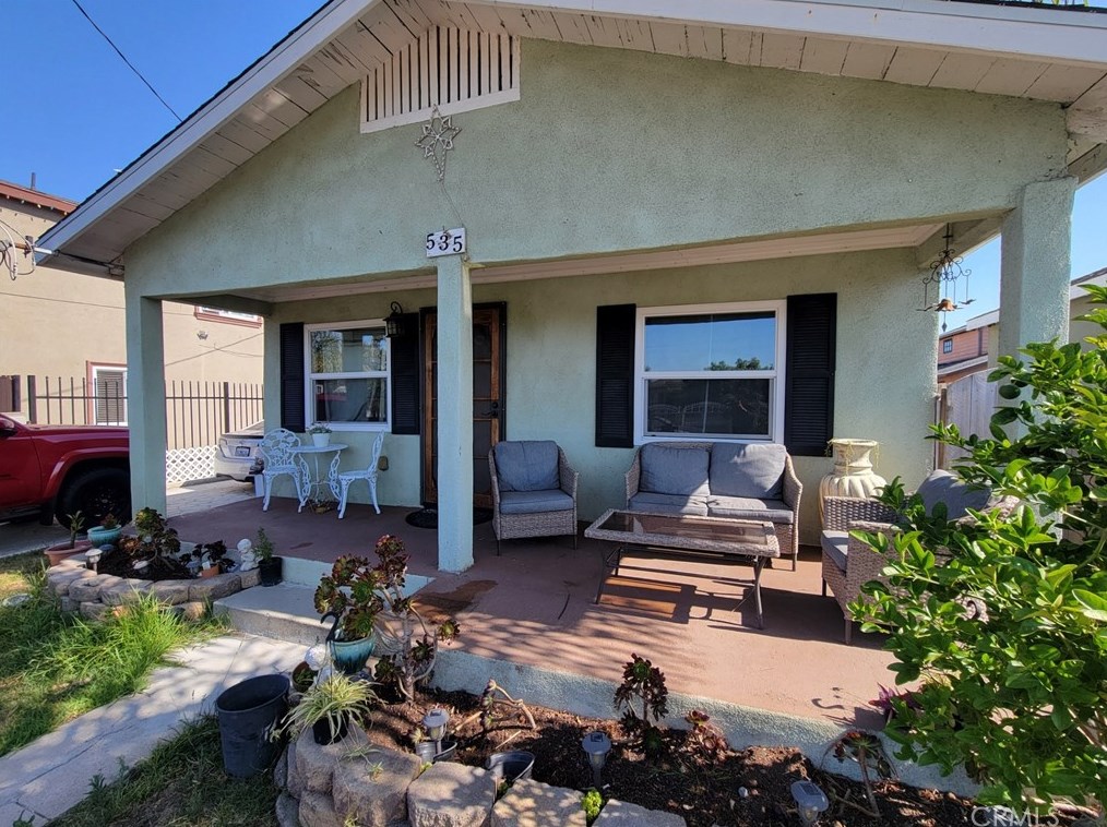 535 88th St, Los Angeles, CA 90044-5707