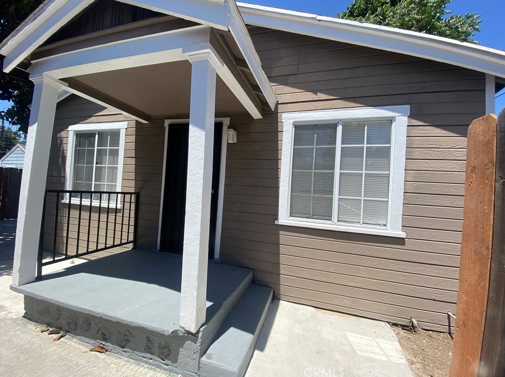 1723 59th Pl, Los Angeles CA  90043-3011 exterior