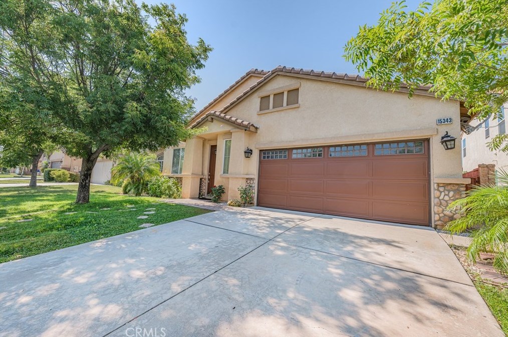 15343 Scarlet Oak Ln, Fontana, CA 92336