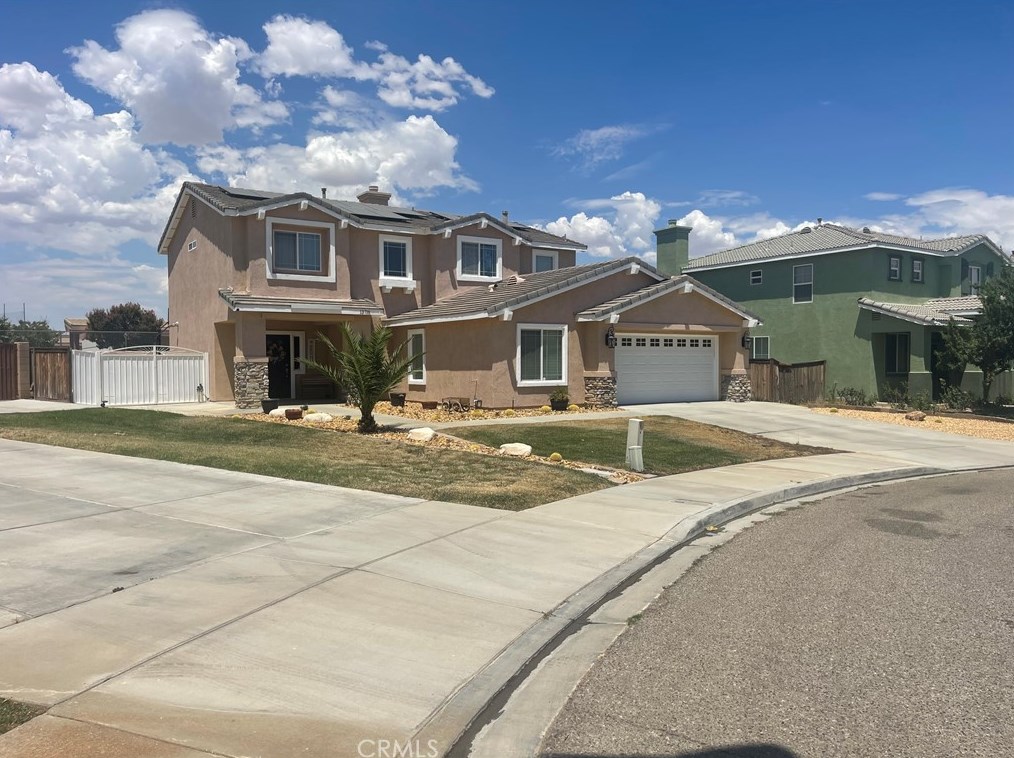 13718 Bluegrass Pl, Victorville, CA 92392