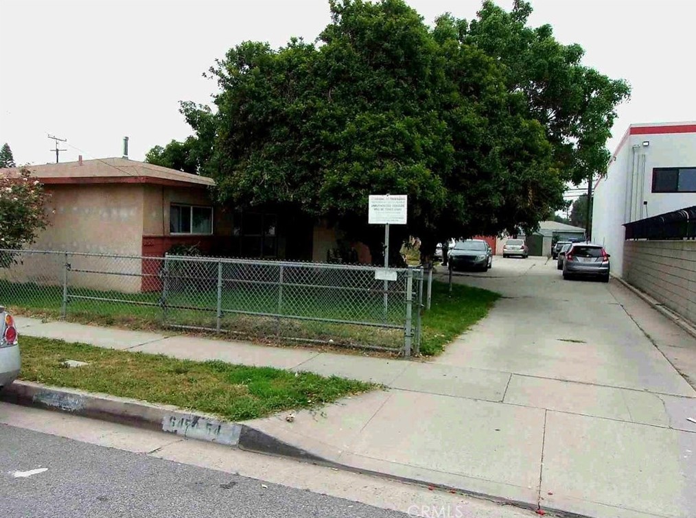 6450 Clara St, Bell, CA 90201