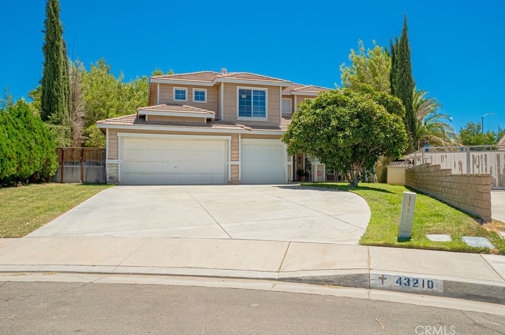 43210 Darby St, Lancaster, CA 93535-4928