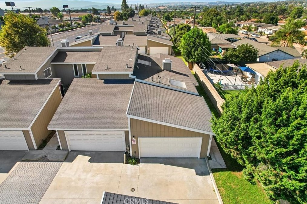 2369 S Reservoir St, Pomona, CA 91766