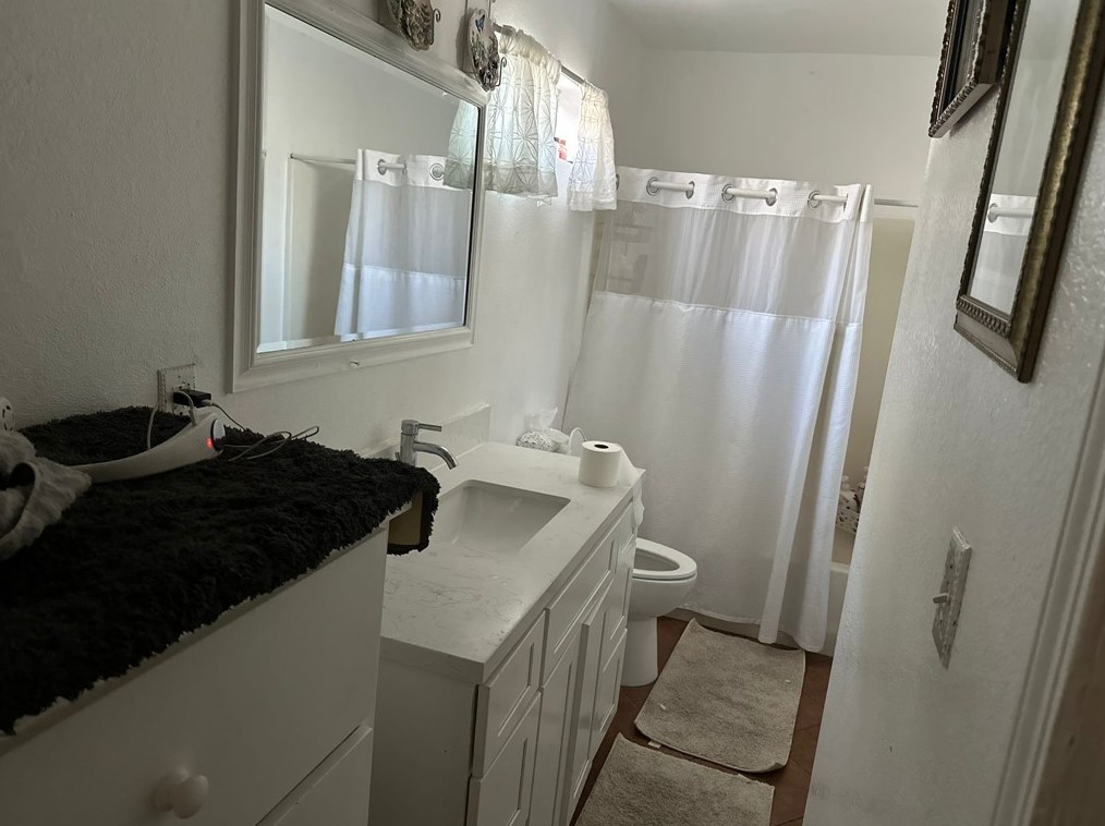 1638 54th St, Los Angeles, CA 90011-5016