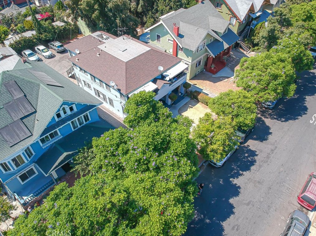 2721 Raymond Ave, Los Angeles, CA 90007-2180