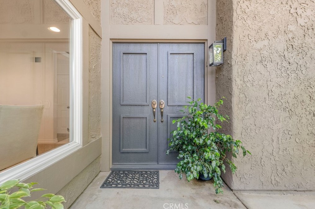 3649 Radcliffe Rd, Thousand Oaks, CA 91360