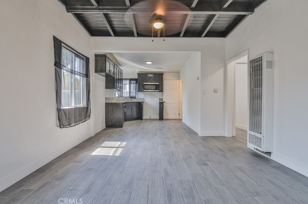 216 66 St, Los Angeles CA  90003-1813 exterior