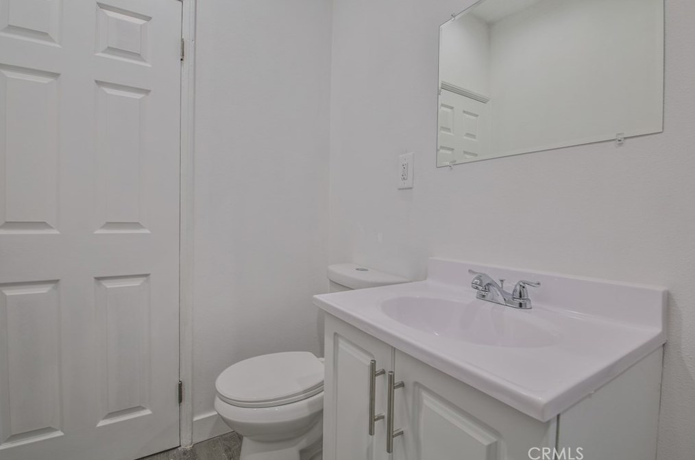 216 66 St, Los Angeles CA  90003-1813 exterior