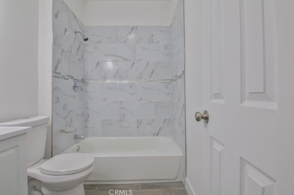 216 66 St, Los Angeles CA  90003-1813 exterior