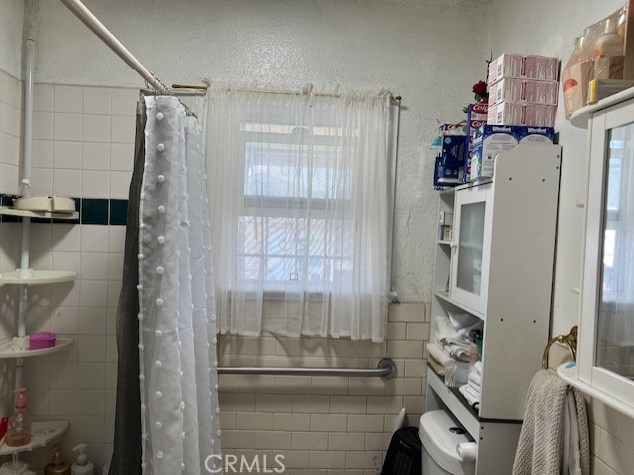 344 84 Pl, Los Angeles CA  90003-3106 exterior