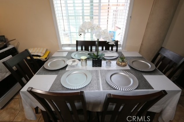 344 84 Pl, Los Angeles CA  90003-3106 exterior
