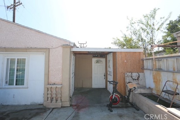 344 84 Pl, Los Angeles CA  90003-3106 exterior