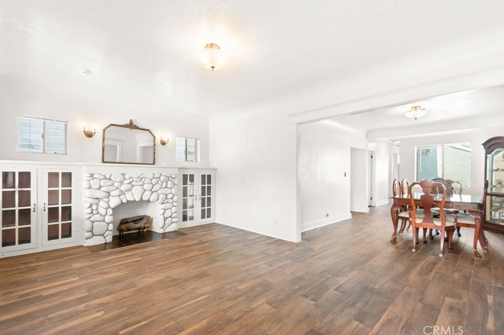 4925 Buchanan St, Los Angeles, CA 90042-2221