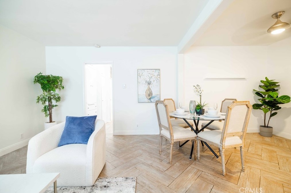2027 Appleton St, Long Beach, CA 90803-5785