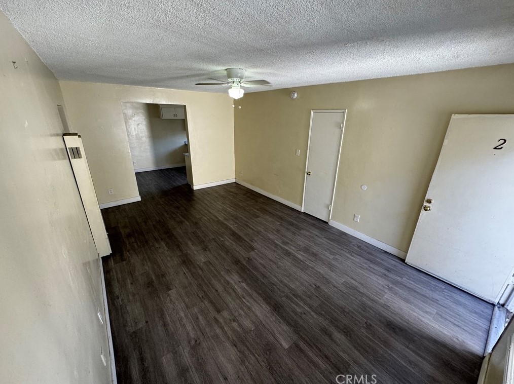 624 85th St, Los Angeles CA  90001-3625 exterior