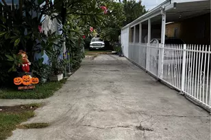 921 E Pine St, Compton, CA 90221 - Photo 4