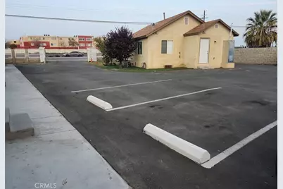 2915 Edison, Bakersfield, CA 93307 - Photo 10