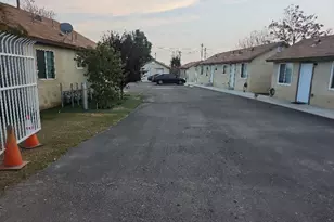 2915 Edison, Bakersfield, CA 93307 - Photo 2