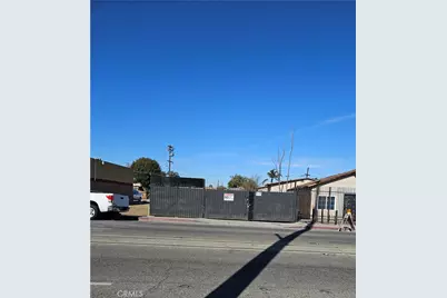 653 W Compton Boulevard, Compton, CA 90220 - Photo 1