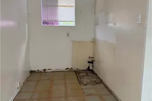 13918 Valerio St, Van Nuys, CA 91405 - Photo 20