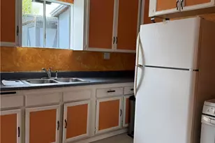 13918 Valerio St, Van Nuys, CA 91405 - Photo 8