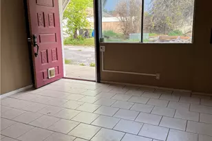 13918 Valerio St, Van Nuys, CA 91405 - Photo 14