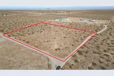 13426 Alta Vista Road, Pinon Hills, CA 92372 - Photo 2