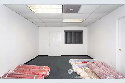 4444 Union Pacific Avenue, Commerce, CA 90023 - Photo 12